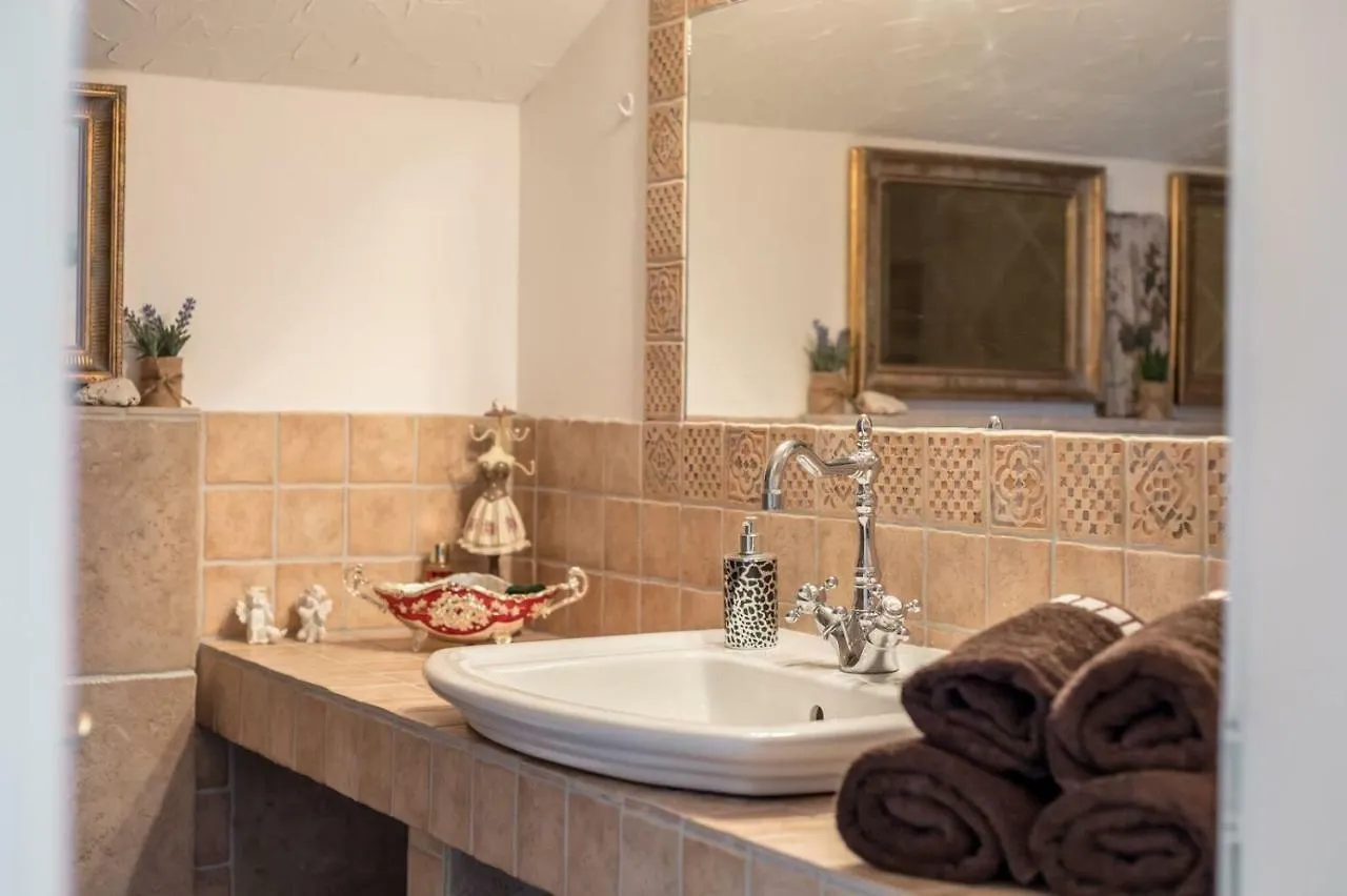 Apartments Villa San Antonio Slatine