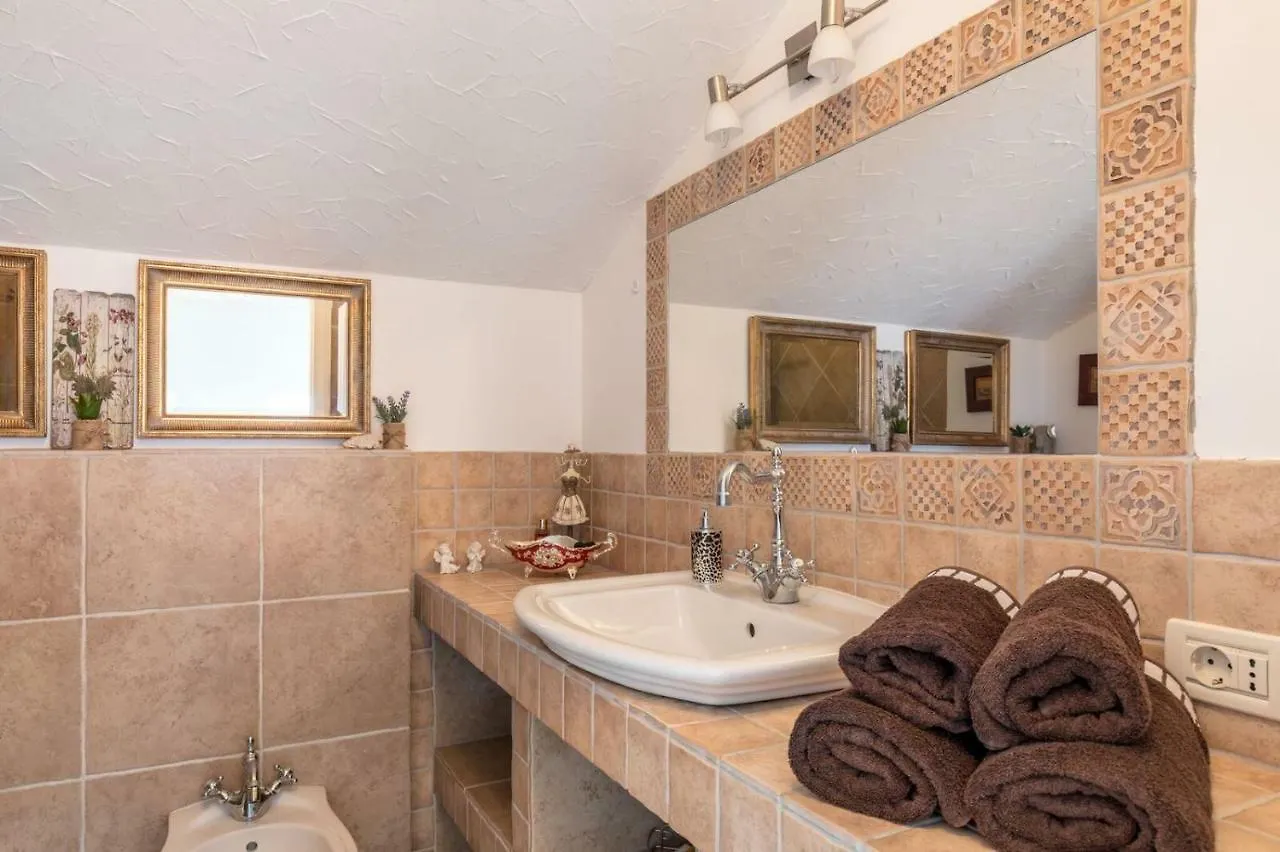 Apartments Villa San Antonio Slatine